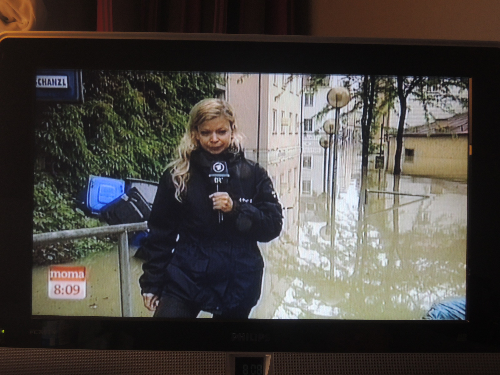 ���ߥ��إ󡢥ƥ�Ӥι�����ƻ